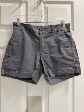 Old Navy women’s Slate Gray Flat-Front Chino Shorts